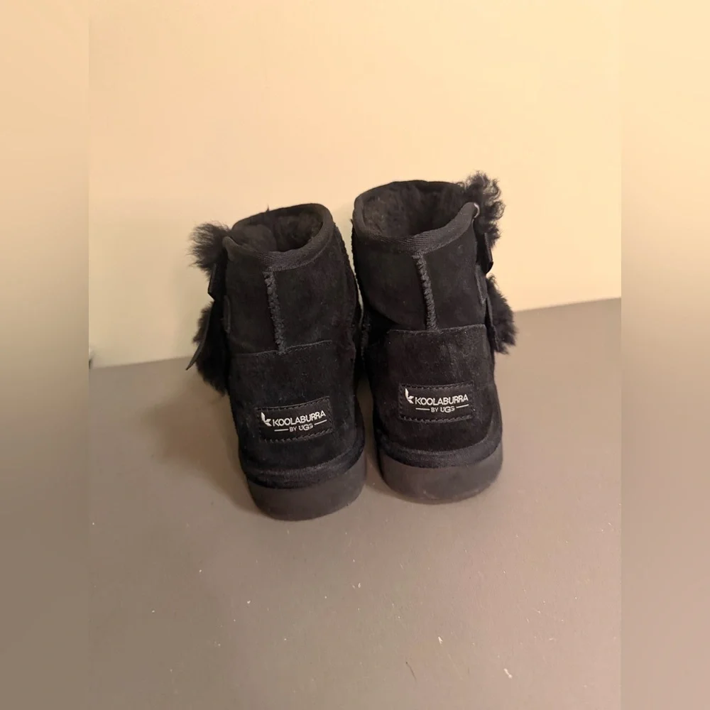 KOOLABURRA BY UGG VICTORIA MINI BLACK SUEDE WOMEN'S BOOTS SIZE US 6